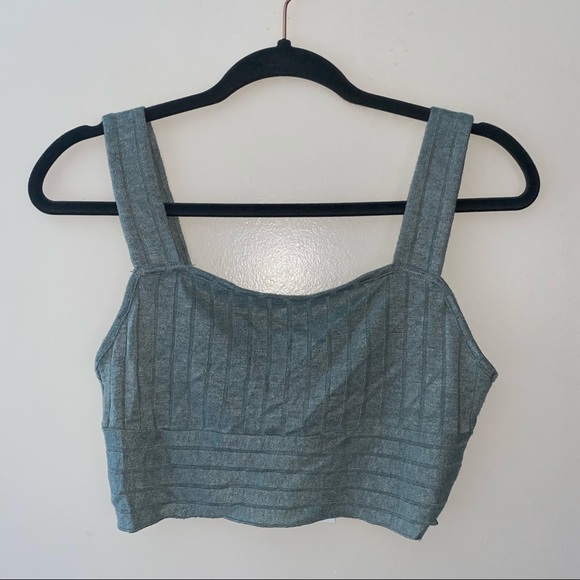 Sage Crop tank and cardigan bundle - Picture 2 of 6